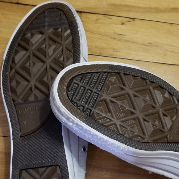 Converse shoes - Picture 5 of 8